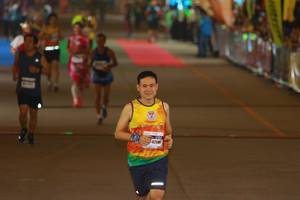 BIB: 420
                            <button type="button" onclick="openModal(8365483)" class="btn btn-primary btn-sm float-right btn-popup" data-toggle="modal" data-target=".modal-high-quality">
                        <i class="fas fa-shopping-cart"></i> Add to Cart
                    </button>
                                            <button type="button" onclick="isThisMe(8365483, true)" class="btn btn-success btn-sm float-right btn-popup btn-isme hidden" data-toggle="tooltip" data-placement="bottom" title="นี่คือรูปของคุณใช่ไหม คลิกที่นี่เพื่อเอาเข้าอัลบั้ม">
                        <i class="fas fa-plus"></i> Add to album
                    </button>
                    <button type="button" onclick="isThisMe(8365483, false)" class="btn btn-warning btn-sm float-right btn-popup btn-isnotme hidden">
                        <i class="fas fa-ban"></i> Remove from album
                    </button>