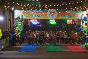 BIB: 1014, 40004, 42195, 00003, 415
                            <button type="button" onclick="openModal(8344339)" class="btn btn-primary btn-sm float-right btn-popup" data-toggle="modal" data-target=".modal-high-quality">
                        <i class="fas fa-shopping-cart"></i> Add to Cart
                    </button>
                                            <button type="button" onclick="isThisMe(8344339, true)" class="btn btn-success btn-sm float-right btn-popup btn-isme hidden" data-toggle="tooltip" data-placement="bottom" title="นี่คือรูปของคุณใช่ไหม คลิกที่นี่เพื่อเอาเข้าอัลบั้ม">
                        <i class="fas fa-plus"></i> Add to album
                    </button>
                    <button type="button" onclick="isThisMe(8344339, false)" class="btn btn-warning btn-sm float-right btn-popup btn-isnotme hidden">
                        <i class="fas fa-ban"></i> Remove from album
                    </button>