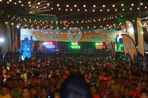 BIB: 2195, 024, 40026, 200, 445, 190
                            <button type="button" onclick="openModal(8346403)" class="btn btn-primary btn-sm float-right btn-popup" data-toggle="modal" data-target=".modal-high-quality">
                        <i class="fas fa-shopping-cart"></i> Add to Cart
                    </button>
                                            <button type="button" onclick="isThisMe(8346403, true)" class="btn btn-success btn-sm float-right btn-popup btn-isme hidden" data-toggle="tooltip" data-placement="bottom" title="นี่คือรูปของคุณใช่ไหม คลิกที่นี่เพื่อเอาเข้าอัลบั้ม">
                        <i class="fas fa-plus"></i> Add to album
                    </button>
                    <button type="button" onclick="isThisMe(8346403, false)" class="btn btn-warning btn-sm float-right btn-popup btn-isnotme hidden">
                        <i class="fas fa-ban"></i> Remove from album
                    </button>