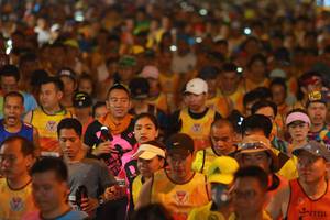 BIB: 519
                            <button type="button" onclick="openModal(8358053)" class="btn btn-primary btn-sm float-right btn-popup" data-toggle="modal" data-target=".modal-high-quality">
                        <i class="fas fa-shopping-cart"></i> Add to Cart
                    </button>
                                            <button type="button" onclick="isThisMe(8358053, true)" class="btn btn-success btn-sm float-right btn-popup btn-isme hidden" data-toggle="tooltip" data-placement="bottom" title="นี่คือรูปของคุณใช่ไหม คลิกที่นี่เพื่อเอาเข้าอัลบั้ม">
                        <i class="fas fa-plus"></i> Add to album
                    </button>
                    <button type="button" onclick="isThisMe(8358053, false)" class="btn btn-warning btn-sm float-right btn-popup btn-isnotme hidden">
                        <i class="fas fa-ban"></i> Remove from album
                    </button>