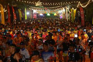 BIB: 42990
                            <button type="button" onclick="openModal(8353093)" class="btn btn-primary btn-sm float-right btn-popup" data-toggle="modal" data-target=".modal-high-quality">
                        <i class="fas fa-shopping-cart"></i> Add to Cart
                    </button>
                                            <button type="button" onclick="isThisMe(8353093, true)" class="btn btn-success btn-sm float-right btn-popup btn-isme hidden" data-toggle="tooltip" data-placement="bottom" title="นี่คือรูปของคุณใช่ไหม คลิกที่นี่เพื่อเอาเข้าอัลบั้ม">
                        <i class="fas fa-plus"></i> Add to album
                    </button>
                    <button type="button" onclick="isThisMe(8353093, false)" class="btn btn-warning btn-sm float-right btn-popup btn-isnotme hidden">
                        <i class="fas fa-ban"></i> Remove from album
                    </button>