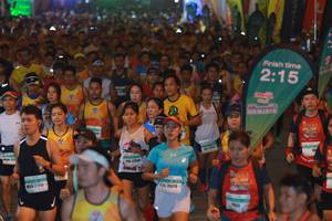 BIB: 215, 28478
                            <button type="button" onclick="openModal(8372877)" class="btn btn-primary btn-sm float-right btn-popup" data-toggle="modal" data-target=".modal-high-quality">
                        <i class="fas fa-shopping-cart"></i> Add to Cart
                    </button>
                                            <button type="button" onclick="isThisMe(8372877, true)" class="btn btn-success btn-sm float-right btn-popup btn-isme hidden" data-toggle="tooltip" data-placement="bottom" title="นี่คือรูปของคุณใช่ไหม คลิกที่นี่เพื่อเอาเข้าอัลบั้ม">
                        <i class="fas fa-plus"></i> Add to album
                    </button>
                    <button type="button" onclick="isThisMe(8372877, false)" class="btn btn-warning btn-sm float-right btn-popup btn-isnotme hidden">
                        <i class="fas fa-ban"></i> Remove from album
                    </button>