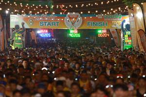 BIB: 100, 40205, 203, 42195, 40206, 00204
                            <button type="button" onclick="openModal(8351900)" class="btn btn-primary btn-sm float-right btn-popup" data-toggle="modal" data-target=".modal-high-quality">
                        <i class="fas fa-shopping-cart"></i> Add to Cart
                    </button>
                                            <button type="button" onclick="isThisMe(8351900, true)" class="btn btn-success btn-sm float-right btn-popup btn-isme hidden" data-toggle="tooltip" data-placement="bottom" title="นี่คือรูปของคุณใช่ไหม คลิกที่นี่เพื่อเอาเข้าอัลบั้ม">
                        <i class="fas fa-plus"></i> Add to album
                    </button>
                    <button type="button" onclick="isThisMe(8351900, false)" class="btn btn-warning btn-sm float-right btn-popup btn-isnotme hidden">
                        <i class="fas fa-ban"></i> Remove from album
                    </button>