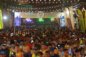 BIB: 196, 002, 402
                            <button type="button" onclick="openModal(8351950)" class="btn btn-primary btn-sm float-right btn-popup" data-toggle="modal" data-target=".modal-high-quality">
                        <i class="fas fa-shopping-cart"></i> Add to Cart
                    </button>
                                            <button type="button" onclick="isThisMe(8351950, true)" class="btn btn-success btn-sm float-right btn-popup btn-isme hidden" data-toggle="tooltip" data-placement="bottom" title="นี่คือรูปของคุณใช่ไหม คลิกที่นี่เพื่อเอาเข้าอัลบั้ม">
                        <i class="fas fa-plus"></i> Add to album
                    </button>
                    <button type="button" onclick="isThisMe(8351950, false)" class="btn btn-warning btn-sm float-right btn-popup btn-isnotme hidden">
                        <i class="fas fa-ban"></i> Remove from album
                    </button>