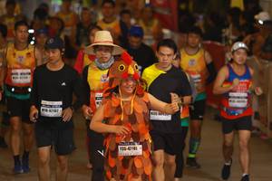 BIB: 42182, 47141
                            <button type="button" onclick="openModal(8363089)" class="btn btn-primary btn-sm float-right btn-popup" data-toggle="modal" data-target=".modal-high-quality">
                        <i class="fas fa-shopping-cart"></i> Add to Cart
                    </button>
                                            <button type="button" onclick="isThisMe(8363089, true)" class="btn btn-success btn-sm float-right btn-popup btn-isme hidden" data-toggle="tooltip" data-placement="bottom" title="นี่คือรูปของคุณใช่ไหม คลิกที่นี่เพื่อเอาเข้าอัลบั้ม">
                        <i class="fas fa-plus"></i> Add to album
                    </button>
                    <button type="button" onclick="isThisMe(8363089, false)" class="btn btn-warning btn-sm float-right btn-popup btn-isnotme hidden">
                        <i class="fas fa-ban"></i> Remove from album
                    </button>