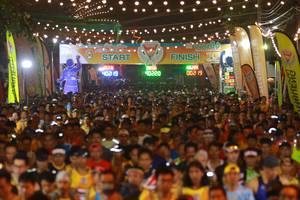 BIB: 396, 002, 402, 40220
                            <button type="button" onclick="openModal(8352012)" class="btn btn-primary btn-sm float-right btn-popup" data-toggle="modal" data-target=".modal-high-quality">
                        <i class="fas fa-shopping-cart"></i> Add to Cart
                    </button>
                                            <button type="button" onclick="isThisMe(8352012, true)" class="btn btn-success btn-sm float-right btn-popup btn-isme hidden" data-toggle="tooltip" data-placement="bottom" title="นี่คือรูปของคุณใช่ไหม คลิกที่นี่เพื่อเอาเข้าอัลบั้ม">
                        <i class="fas fa-plus"></i> Add to album
                    </button>
                    <button type="button" onclick="isThisMe(8352012, false)" class="btn btn-warning btn-sm float-right btn-popup btn-isnotme hidden">
                        <i class="fas fa-ban"></i> Remove from album
                    </button>