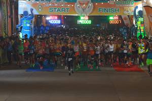 BIB: 2195, 40008, 00001
                            <button type="button" onclick="openModal(8344835)" class="btn btn-primary btn-sm float-right btn-popup" data-toggle="modal" data-target=".modal-high-quality">
                        <i class="fas fa-shopping-cart"></i> Add to Cart
                    </button>
                                            <button type="button" onclick="isThisMe(8344835, true)" class="btn btn-success btn-sm float-right btn-popup btn-isme hidden" data-toggle="tooltip" data-placement="bottom" title="นี่คือรูปของคุณใช่ไหม คลิกที่นี่เพื่อเอาเข้าอัลบั้ม">
                        <i class="fas fa-plus"></i> Add to album
                    </button>
                    <button type="button" onclick="isThisMe(8344835, false)" class="btn btn-warning btn-sm float-right btn-popup btn-isnotme hidden">
                        <i class="fas fa-ban"></i> Remove from album
                    </button>