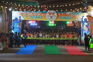 BIB: 42195, 35840, 35841, 00000
                            <button type="button" onclick="openModal(8343801)" class="btn btn-primary btn-sm float-right btn-popup" data-toggle="modal" data-target=".modal-high-quality">
                        <i class="fas fa-shopping-cart"></i> Add to Cart
                    </button>
                                            <button type="button" onclick="isThisMe(8343801, true)" class="btn btn-success btn-sm float-right btn-popup btn-isme hidden" data-toggle="tooltip" data-placement="bottom" title="นี่คือรูปของคุณใช่ไหม คลิกที่นี่เพื่อเอาเข้าอัลบั้ม">
                        <i class="fas fa-plus"></i> Add to album
                    </button>
                    <button type="button" onclick="isThisMe(8343801, false)" class="btn btn-warning btn-sm float-right btn-popup btn-isnotme hidden">
                        <i class="fas fa-ban"></i> Remove from album
                    </button>