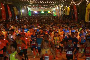 BIB: 340
                            <button type="button" onclick="openModal(8349197)" class="btn btn-primary btn-sm float-right btn-popup" data-toggle="modal" data-target=".modal-high-quality">
                        <i class="fas fa-shopping-cart"></i> Add to Cart
                    </button>
                                            <button type="button" onclick="isThisMe(8349197, true)" class="btn btn-success btn-sm float-right btn-popup btn-isme hidden" data-toggle="tooltip" data-placement="bottom" title="นี่คือรูปของคุณใช่ไหม คลิกที่นี่เพื่อเอาเข้าอัลบั้ม">
                        <i class="fas fa-plus"></i> Add to album
                    </button>
                    <button type="button" onclick="isThisMe(8349197, false)" class="btn btn-warning btn-sm float-right btn-popup btn-isnotme hidden">
                        <i class="fas fa-ban"></i> Remove from album
                    </button>