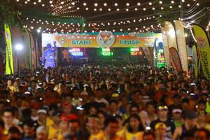 BIB: 40220, 4022, 002
                            <button type="button" onclick="openModal(8352097)" class="btn btn-primary btn-sm float-right btn-popup" data-toggle="modal" data-target=".modal-high-quality">
                        <i class="fas fa-shopping-cart"></i> Add to Cart
                    </button>
                                            <button type="button" onclick="isThisMe(8352097, true)" class="btn btn-success btn-sm float-right btn-popup btn-isme hidden" data-toggle="tooltip" data-placement="bottom" title="นี่คือรูปของคุณใช่ไหม คลิกที่นี่เพื่อเอาเข้าอัลบั้ม">
                        <i class="fas fa-plus"></i> Add to album
                    </button>
                    <button type="button" onclick="isThisMe(8352097, false)" class="btn btn-warning btn-sm float-right btn-popup btn-isnotme hidden">
                        <i class="fas fa-ban"></i> Remove from album
                    </button>