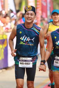 BIB: 42195, 41037
                            <button type="button" onclick="openModal(7343615)" class="btn btn-primary btn-sm float-right btn-popup" data-toggle="modal" data-target=".modal-high-quality">
                        <i class="fas fa-shopping-cart"></i> Add to Cart
                    </button>
                                            <button type="button" onclick="isThisMe(7343615, true)" class="btn btn-success btn-sm float-right btn-popup btn-isme hidden" data-toggle="tooltip" data-placement="bottom" title="นี่คือรูปของคุณใช่ไหม คลิกที่นี่เพื่อเอาเข้าอัลบั้ม">
                        <i class="fas fa-plus"></i> Add to album
                    </button>
                    <button type="button" onclick="isThisMe(7343615, false)" class="btn btn-warning btn-sm float-right btn-popup btn-isnotme hidden">
                        <i class="fas fa-ban"></i> Remove from album
                    </button>