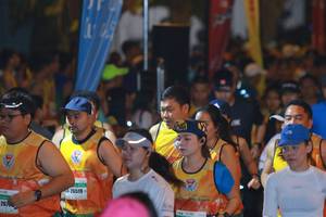 BIB: 26519, 2670
                            <button type="button" onclick="openModal(8391198)" class="btn btn-primary btn-sm float-right btn-popup" data-toggle="modal" data-target=".modal-high-quality">
                        <i class="fas fa-shopping-cart"></i> Add to Cart
                    </button>
                                            <button type="button" onclick="isThisMe(8391198, true)" class="btn btn-success btn-sm float-right btn-popup btn-isme hidden" data-toggle="tooltip" data-placement="bottom" title="นี่คือรูปของคุณใช่ไหม คลิกที่นี่เพื่อเอาเข้าอัลบั้ม">
                        <i class="fas fa-plus"></i> Add to album
                    </button>
                    <button type="button" onclick="isThisMe(8391198, false)" class="btn btn-warning btn-sm float-right btn-popup btn-isnotme hidden">
                        <i class="fas fa-ban"></i> Remove from album
                    </button>