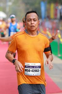 BIB: 421952, 42063
                            <button type="button" onclick="openModal(7357019)" class="btn btn-primary btn-sm float-right btn-popup" data-toggle="modal" data-target=".modal-high-quality">
                        <i class="fas fa-shopping-cart"></i> Add to Cart
                    </button>
                                            <button type="button" onclick="isThisMe(7357019, true)" class="btn btn-success btn-sm float-right btn-popup btn-isme hidden" data-toggle="tooltip" data-placement="bottom" title="นี่คือรูปของคุณใช่ไหม คลิกที่นี่เพื่อเอาเข้าอัลบั้ม">
                        <i class="fas fa-plus"></i> Add to album
                    </button>
                    <button type="button" onclick="isThisMe(7357019, false)" class="btn btn-warning btn-sm float-right btn-popup btn-isnotme hidden">
                        <i class="fas fa-ban"></i> Remove from album
                    </button>
