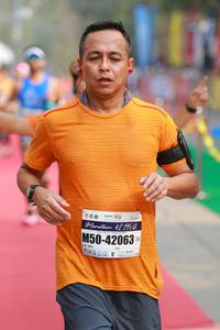BIB: 42195, 42063
                            <button type="button" onclick="openModal(7357033)" class="btn btn-primary btn-sm float-right btn-popup" data-toggle="modal" data-target=".modal-high-quality">
                        <i class="fas fa-shopping-cart"></i> Add to Cart
                    </button>
                                            <button type="button" onclick="isThisMe(7357033, true)" class="btn btn-success btn-sm float-right btn-popup btn-isme hidden" data-toggle="tooltip" data-placement="bottom" title="นี่คือรูปของคุณใช่ไหม คลิกที่นี่เพื่อเอาเข้าอัลบั้ม">
                        <i class="fas fa-plus"></i> Add to album
                    </button>
                    <button type="button" onclick="isThisMe(7357033, false)" class="btn btn-warning btn-sm float-right btn-popup btn-isnotme hidden">
                        <i class="fas fa-ban"></i> Remove from album
                    </button>