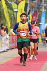 BIB: 47093, 45124
                            <button type="button" onclick="openModal(7371299)" class="btn btn-primary btn-sm float-right btn-popup" data-toggle="modal" data-target=".modal-high-quality">
                        <i class="fas fa-shopping-cart"></i> Add to Cart
                    </button>
                                            <button type="button" onclick="isThisMe(7371299, true)" class="btn btn-success btn-sm float-right btn-popup btn-isme hidden" data-toggle="tooltip" data-placement="bottom" title="นี่คือรูปของคุณใช่ไหม คลิกที่นี่เพื่อเอาเข้าอัลบั้ม">
                        <i class="fas fa-plus"></i> Add to album
                    </button>
                    <button type="button" onclick="isThisMe(7371299, false)" class="btn btn-warning btn-sm float-right btn-popup btn-isnotme hidden">
                        <i class="fas fa-ban"></i> Remove from album
                    </button>