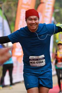 BIB: 42195, 47964, 100
                            <button type="button" onclick="openModal(7368451)" class="btn btn-primary btn-sm float-right btn-popup" data-toggle="modal" data-target=".modal-high-quality">
                        <i class="fas fa-shopping-cart"></i> Add to Cart
                    </button>
                                            <button type="button" onclick="isThisMe(7368451, true)" class="btn btn-success btn-sm float-right btn-popup btn-isme hidden" data-toggle="tooltip" data-placement="bottom" title="นี่คือรูปของคุณใช่ไหม คลิกที่นี่เพื่อเอาเข้าอัลบั้ม">
                        <i class="fas fa-plus"></i> Add to album
                    </button>
                    <button type="button" onclick="isThisMe(7368451, false)" class="btn btn-warning btn-sm float-right btn-popup btn-isnotme hidden">
                        <i class="fas fa-ban"></i> Remove from album
                    </button>