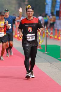 BIB: 42211
                            <button type="button" onclick="openModal(7382086)" class="btn btn-primary btn-sm float-right btn-popup" data-toggle="modal" data-target=".modal-high-quality">
                        <i class="fas fa-shopping-cart"></i> Add to Cart
                    </button>
                                            <button type="button" onclick="isThisMe(7382086, true)" class="btn btn-success btn-sm float-right btn-popup btn-isme hidden" data-toggle="tooltip" data-placement="bottom" title="นี่คือรูปของคุณใช่ไหม คลิกที่นี่เพื่อเอาเข้าอัลบั้ม">
                        <i class="fas fa-plus"></i> Add to album
                    </button>
                    <button type="button" onclick="isThisMe(7382086, false)" class="btn btn-warning btn-sm float-right btn-popup btn-isnotme hidden">
                        <i class="fas fa-ban"></i> Remove from album
                    </button>