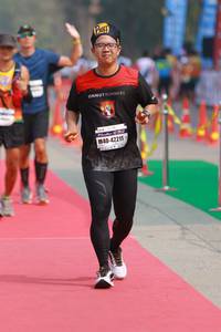 BIB: 42211
                            <button type="button" onclick="openModal(7382093)" class="btn btn-primary btn-sm float-right btn-popup" data-toggle="modal" data-target=".modal-high-quality">
                        <i class="fas fa-shopping-cart"></i> Add to Cart
                    </button>
                                            <button type="button" onclick="isThisMe(7382093, true)" class="btn btn-success btn-sm float-right btn-popup btn-isme hidden" data-toggle="tooltip" data-placement="bottom" title="นี่คือรูปของคุณใช่ไหม คลิกที่นี่เพื่อเอาเข้าอัลบั้ม">
                        <i class="fas fa-plus"></i> Add to album
                    </button>
                    <button type="button" onclick="isThisMe(7382093, false)" class="btn btn-warning btn-sm float-right btn-popup btn-isnotme hidden">
                        <i class="fas fa-ban"></i> Remove from album
                    </button>