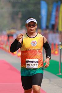 BIB: 42152, 47195
                            <button type="button" onclick="openModal(7383309)" class="btn btn-primary btn-sm float-right btn-popup" data-toggle="modal" data-target=".modal-high-quality">
                        <i class="fas fa-shopping-cart"></i> Add to Cart
                    </button>
                                            <button type="button" onclick="isThisMe(7383309, true)" class="btn btn-success btn-sm float-right btn-popup btn-isme hidden" data-toggle="tooltip" data-placement="bottom" title="นี่คือรูปของคุณใช่ไหม คลิกที่นี่เพื่อเอาเข้าอัลบั้ม">
                        <i class="fas fa-plus"></i> Add to album
                    </button>
                    <button type="button" onclick="isThisMe(7383309, false)" class="btn btn-warning btn-sm float-right btn-popup btn-isnotme hidden">
                        <i class="fas fa-ban"></i> Remove from album
                    </button>