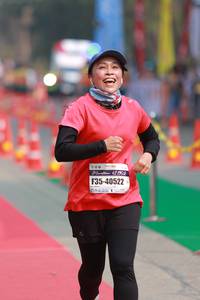 BIB: 4219, 40522
                            <button type="button" onclick="openModal(7379065)" class="btn btn-primary btn-sm float-right btn-popup" data-toggle="modal" data-target=".modal-high-quality">
                        <i class="fas fa-shopping-cart"></i> Add to Cart
                    </button>
                                            <button type="button" onclick="isThisMe(7379065, true)" class="btn btn-success btn-sm float-right btn-popup btn-isme hidden" data-toggle="tooltip" data-placement="bottom" title="นี่คือรูปของคุณใช่ไหม คลิกที่นี่เพื่อเอาเข้าอัลบั้ม">
                        <i class="fas fa-plus"></i> Add to album
                    </button>
                    <button type="button" onclick="isThisMe(7379065, false)" class="btn btn-warning btn-sm float-right btn-popup btn-isnotme hidden">
                        <i class="fas fa-ban"></i> Remove from album
                    </button>