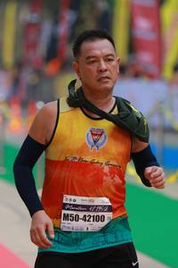 BIB: 42195, 42100
                            <button type="button" onclick="openModal(7378708)" class="btn btn-primary btn-sm float-right btn-popup" data-toggle="modal" data-target=".modal-high-quality">
                        <i class="fas fa-shopping-cart"></i> Add to Cart
                    </button>
                                            <button type="button" onclick="isThisMe(7378708, true)" class="btn btn-success btn-sm float-right btn-popup btn-isme hidden" data-toggle="tooltip" data-placement="bottom" title="นี่คือรูปของคุณใช่ไหม คลิกที่นี่เพื่อเอาเข้าอัลบั้ม">
                        <i class="fas fa-plus"></i> Add to album
                    </button>
                    <button type="button" onclick="isThisMe(7378708, false)" class="btn btn-warning btn-sm float-right btn-popup btn-isnotme hidden">
                        <i class="fas fa-ban"></i> Remove from album
                    </button>