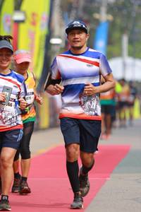 BIB: 079
                            <button type="button" onclick="openModal(7376974)" class="btn btn-primary btn-sm float-right btn-popup" data-toggle="modal" data-target=".modal-high-quality">
                        <i class="fas fa-shopping-cart"></i> Add to Cart
                    </button>
                                            <button type="button" onclick="isThisMe(7376974, true)" class="btn btn-success btn-sm float-right btn-popup btn-isme hidden" data-toggle="tooltip" data-placement="bottom" title="นี่คือรูปของคุณใช่ไหม คลิกที่นี่เพื่อเอาเข้าอัลบั้ม">
                        <i class="fas fa-plus"></i> Add to album
                    </button>
                    <button type="button" onclick="isThisMe(7376974, false)" class="btn btn-warning btn-sm float-right btn-popup btn-isnotme hidden">
                        <i class="fas fa-ban"></i> Remove from album
                    </button>