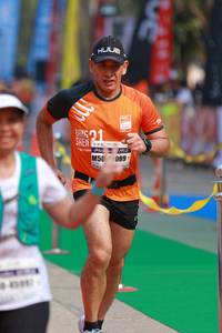 BIB: 089
                            <button type="button" onclick="openModal(7381293)" class="btn btn-primary btn-sm float-right btn-popup" data-toggle="modal" data-target=".modal-high-quality">
                        <i class="fas fa-shopping-cart"></i> Add to Cart
                    </button>
                                            <button type="button" onclick="isThisMe(7381293, true)" class="btn btn-success btn-sm float-right btn-popup btn-isme hidden" data-toggle="tooltip" data-placement="bottom" title="นี่คือรูปของคุณใช่ไหม คลิกที่นี่เพื่อเอาเข้าอัลบั้ม">
                        <i class="fas fa-plus"></i> Add to album
                    </button>
                    <button type="button" onclick="isThisMe(7381293, false)" class="btn btn-warning btn-sm float-right btn-popup btn-isnotme hidden">
                        <i class="fas fa-ban"></i> Remove from album
                    </button>