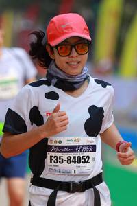 BIB: 42195, 84052
                            <button type="button" onclick="openModal(7387294)" class="btn btn-primary btn-sm float-right btn-popup" data-toggle="modal" data-target=".modal-high-quality">
                        <i class="fas fa-shopping-cart"></i> Add to Cart
                    </button>
                                            <button type="button" onclick="isThisMe(7387294, true)" class="btn btn-success btn-sm float-right btn-popup btn-isme hidden" data-toggle="tooltip" data-placement="bottom" title="นี่คือรูปของคุณใช่ไหม คลิกที่นี่เพื่อเอาเข้าอัลบั้ม">
                        <i class="fas fa-plus"></i> Add to album
                    </button>
                    <button type="button" onclick="isThisMe(7387294, false)" class="btn btn-warning btn-sm float-right btn-popup btn-isnotme hidden">
                        <i class="fas fa-ban"></i> Remove from album
                    </button>