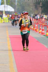 BIB: 4211
                            <button type="button" onclick="openModal(7388073)" class="btn btn-primary btn-sm float-right btn-popup" data-toggle="modal" data-target=".modal-high-quality">
                        <i class="fas fa-shopping-cart"></i> Add to Cart
                    </button>
                                            <button type="button" onclick="isThisMe(7388073, true)" class="btn btn-success btn-sm float-right btn-popup btn-isme hidden" data-toggle="tooltip" data-placement="bottom" title="นี่คือรูปของคุณใช่ไหม คลิกที่นี่เพื่อเอาเข้าอัลบั้ม">
                        <i class="fas fa-plus"></i> Add to album
                    </button>
                    <button type="button" onclick="isThisMe(7388073, false)" class="btn btn-warning btn-sm float-right btn-popup btn-isnotme hidden">
                        <i class="fas fa-ban"></i> Remove from album
                    </button>