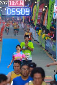 BIB: 16211
                            <button type="button" onclick="openModal(7400766)" class="btn btn-primary btn-sm float-right btn-popup" data-toggle="modal" data-target=".modal-high-quality">
                        <i class="fas fa-shopping-cart"></i> Add to Cart
                    </button>
                                            <button type="button" onclick="isThisMe(7400766, true)" class="btn btn-success btn-sm float-right btn-popup btn-isme hidden" data-toggle="tooltip" data-placement="bottom" title="นี่คือรูปของคุณใช่ไหม คลิกที่นี่เพื่อเอาเข้าอัลบั้ม">
                        <i class="fas fa-plus"></i> Add to album
                    </button>
                    <button type="button" onclick="isThisMe(7400766, false)" class="btn btn-warning btn-sm float-right btn-popup btn-isnotme hidden">
                        <i class="fas fa-ban"></i> Remove from album
                    </button>