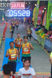 BIB: 1018, 0528, 
                            <button type="button" onclick="openModal(7401225)" class="btn btn-primary btn-sm float-right btn-popup" data-toggle="modal" data-target=".modal-high-quality">
                        <i class="fas fa-shopping-cart"></i> Add to Cart
                    </button>
                                            <button type="button" onclick="isThisMe(7401225, true)" class="btn btn-success btn-sm float-right btn-popup btn-isme hidden" data-toggle="tooltip" data-placement="bottom" title="นี่คือรูปของคุณใช่ไหม คลิกที่นี่เพื่อเอาเข้าอัลบั้ม">
                        <i class="fas fa-plus"></i> Add to album
                    </button>
                    <button type="button" onclick="isThisMe(7401225, false)" class="btn btn-warning btn-sm float-right btn-popup btn-isnotme hidden">
                        <i class="fas fa-ban"></i> Remove from album
                    </button>