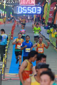 BIB: 101184, 0503, 1568
                            <button type="button" onclick="openModal(7400539)" class="btn btn-primary btn-sm float-right btn-popup" data-toggle="modal" data-target=".modal-high-quality">
                        <i class="fas fa-shopping-cart"></i> Add to Cart
                    </button>
                                            <button type="button" onclick="isThisMe(7400539, true)" class="btn btn-success btn-sm float-right btn-popup btn-isme hidden" data-toggle="tooltip" data-placement="bottom" title="นี่คือรูปของคุณใช่ไหม คลิกที่นี่เพื่อเอาเข้าอัลบั้ม">
                        <i class="fas fa-plus"></i> Add to album
                    </button>
                    <button type="button" onclick="isThisMe(7400539, false)" class="btn btn-warning btn-sm float-right btn-popup btn-isnotme hidden">
                        <i class="fas fa-ban"></i> Remove from album
                    </button>