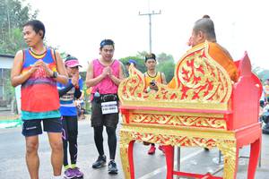 BIB: 2019
                            <button type="button" onclick="openModal(8791659)" class="btn btn-primary btn-sm float-right btn-popup" data-toggle="modal" data-target=".modal-high-quality">
                        <i class="fas fa-shopping-cart"></i> Add to Cart
                    </button>
                                            <button type="button" onclick="isThisMe(8791659, true)" class="btn btn-success btn-sm float-right btn-popup btn-isme hidden" data-toggle="tooltip" data-placement="bottom" title="นี่คือรูปของคุณใช่ไหม คลิกที่นี่เพื่อเอาเข้าอัลบั้ม">
                        <i class="fas fa-plus"></i> Add to album
                    </button>
                    <button type="button" onclick="isThisMe(8791659, false)" class="btn btn-warning btn-sm float-right btn-popup btn-isnotme hidden">
                        <i class="fas fa-ban"></i> Remove from album
                    </button>