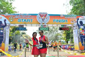 BIB: 1013, 0350, 605, 42195, 73550, 140
                            <button type="button" onclick="openModal(10131409)" class="btn btn-primary btn-sm float-right btn-popup" data-toggle="modal" data-target=".modal-high-quality">
                        <i class="fas fa-shopping-cart"></i> Add to Cart
                    </button>
                                            <button type="button" onclick="isThisMe(10131409, true)" class="btn btn-success btn-sm float-right btn-popup btn-isme hidden" data-toggle="tooltip" data-placement="bottom" title="นี่คือรูปของคุณใช่ไหม คลิกที่นี่เพื่อเอาเข้าอัลบั้ม">
                        <i class="fas fa-plus"></i> Add to album
                    </button>
                    <button type="button" onclick="isThisMe(10131409, false)" class="btn btn-warning btn-sm float-right btn-popup btn-isnotme hidden">
                        <i class="fas fa-ban"></i> Remove from album
                    </button>