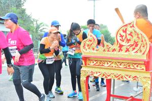 BIB: 019
                            <button type="button" onclick="openModal(8795197)" class="btn btn-primary btn-sm float-right btn-popup" data-toggle="modal" data-target=".modal-high-quality">
                        <i class="fas fa-shopping-cart"></i> Add to Cart
                    </button>
                                            <button type="button" onclick="isThisMe(8795197, true)" class="btn btn-success btn-sm float-right btn-popup btn-isme hidden" data-toggle="tooltip" data-placement="bottom" title="นี่คือรูปของคุณใช่ไหม คลิกที่นี่เพื่อเอาเข้าอัลบั้ม">
                        <i class="fas fa-plus"></i> Add to album
                    </button>
                    <button type="button" onclick="isThisMe(8795197, false)" class="btn btn-warning btn-sm float-right btn-popup btn-isnotme hidden">
                        <i class="fas fa-ban"></i> Remove from album
                    </button>