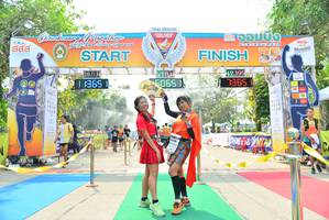 BIB: 42195, 7365, 101, 065
                            <button type="button" onclick="openModal(8822480)" class="btn btn-primary btn-sm float-right btn-popup" data-toggle="modal" data-target=".modal-high-quality">
                        <i class="fas fa-shopping-cart"></i> Add to Cart
                    </button>
                                            <button type="button" onclick="isThisMe(8822480, true)" class="btn btn-success btn-sm float-right btn-popup btn-isme hidden" data-toggle="tooltip" data-placement="bottom" title="นี่คือรูปของคุณใช่ไหม คลิกที่นี่เพื่อเอาเข้าอัลบั้ม">
                        <i class="fas fa-plus"></i> Add to album
                    </button>
                    <button type="button" onclick="isThisMe(8822480, false)" class="btn btn-warning btn-sm float-right btn-popup btn-isnotme hidden">
                        <i class="fas fa-ban"></i> Remove from album
                    </button>