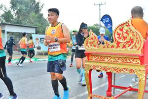BIB: 600, 46367, 431
                            <button type="button" onclick="openModal(8788381)" class="btn btn-primary btn-sm float-right btn-popup" data-toggle="modal" data-target=".modal-high-quality">
                        <i class="fas fa-shopping-cart"></i> Add to Cart
                    </button>
                                            <button type="button" onclick="isThisMe(8788381, true)" class="btn btn-success btn-sm float-right btn-popup btn-isme hidden" data-toggle="tooltip" data-placement="bottom" title="นี่คือรูปของคุณใช่ไหม คลิกที่นี่เพื่อเอาเข้าอัลบั้ม">
                        <i class="fas fa-plus"></i> Add to album
                    </button>
                    <button type="button" onclick="isThisMe(8788381, false)" class="btn btn-warning btn-sm float-right btn-popup btn-isnotme hidden">
                        <i class="fas fa-ban"></i> Remove from album
                    </button>