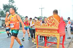 BIB: 0065, 4520
                            <button type="button" onclick="openModal(8775925)" class="btn btn-primary btn-sm float-right btn-popup" data-toggle="modal" data-target=".modal-high-quality">
                        <i class="fas fa-shopping-cart"></i> Add to Cart
                    </button>
                                            <button type="button" onclick="isThisMe(8775925, true)" class="btn btn-success btn-sm float-right btn-popup btn-isme hidden" data-toggle="tooltip" data-placement="bottom" title="นี่คือรูปของคุณใช่ไหม คลิกที่นี่เพื่อเอาเข้าอัลบั้ม">
                        <i class="fas fa-plus"></i> Add to album
                    </button>
                    <button type="button" onclick="isThisMe(8775925, false)" class="btn btn-warning btn-sm float-right btn-popup btn-isnotme hidden">
                        <i class="fas fa-ban"></i> Remove from album
                    </button>