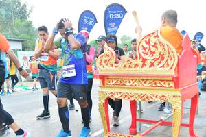 BIB: 630, 42930
                            <button type="button" onclick="openModal(8796786)" class="btn btn-primary btn-sm float-right btn-popup" data-toggle="modal" data-target=".modal-high-quality">
                        <i class="fas fa-shopping-cart"></i> Add to Cart
                    </button>
                                            <button type="button" onclick="isThisMe(8796786, true)" class="btn btn-success btn-sm float-right btn-popup btn-isme hidden" data-toggle="tooltip" data-placement="bottom" title="นี่คือรูปของคุณใช่ไหม คลิกที่นี่เพื่อเอาเข้าอัลบั้ม">
                        <i class="fas fa-plus"></i> Add to album
                    </button>
                    <button type="button" onclick="isThisMe(8796786, false)" class="btn btn-warning btn-sm float-right btn-popup btn-isnotme hidden">
                        <i class="fas fa-ban"></i> Remove from album
                    </button>