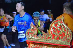 BIB: 2019, 42076
                            <button type="button" onclick="openModal(8753331)" class="btn btn-primary btn-sm float-right btn-popup" data-toggle="modal" data-target=".modal-high-quality">
                        <i class="fas fa-shopping-cart"></i> Add to Cart
                    </button>
                                            <button type="button" onclick="isThisMe(8753331, true)" class="btn btn-success btn-sm float-right btn-popup btn-isme hidden" data-toggle="tooltip" data-placement="bottom" title="นี่คือรูปของคุณใช่ไหม คลิกที่นี่เพื่อเอาเข้าอัลบั้ม">
                        <i class="fas fa-plus"></i> Add to album
                    </button>
                    <button type="button" onclick="isThisMe(8753331, false)" class="btn btn-warning btn-sm float-right btn-popup btn-isnotme hidden">
                        <i class="fas fa-ban"></i> Remove from album
                    </button>
