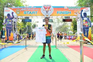 BIB: 42195, 1004, 183850, 058
                            <button type="button" onclick="openModal(8822561)" class="btn btn-primary btn-sm float-right btn-popup" data-toggle="modal" data-target=".modal-high-quality">
                        <i class="fas fa-shopping-cart"></i> Add to Cart
                    </button>
                                            <button type="button" onclick="isThisMe(8822561, true)" class="btn btn-success btn-sm float-right btn-popup btn-isme hidden" data-toggle="tooltip" data-placement="bottom" title="นี่คือรูปของคุณใช่ไหม คลิกที่นี่เพื่อเอาเข้าอัลบั้ม">
                        <i class="fas fa-plus"></i> Add to album
                    </button>
                    <button type="button" onclick="isThisMe(8822561, false)" class="btn btn-warning btn-sm float-right btn-popup btn-isnotme hidden">
                        <i class="fas fa-ban"></i> Remove from album
                    </button>