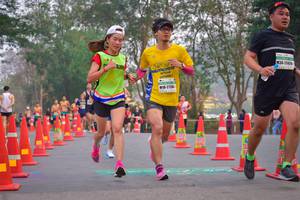 BIB: 266, 272
                            <button type="button" onclick="openModal(9814639)" class="btn btn-primary btn-sm float-right btn-popup" data-toggle="modal" data-target=".modal-high-quality">
                        <i class="fas fa-shopping-cart"></i> Add to Cart
                    </button>
                                            <button type="button" onclick="isThisMe(9814639, true)" class="btn btn-success btn-sm float-right btn-popup btn-isme hidden" data-toggle="tooltip" data-placement="bottom" title="นี่คือรูปของคุณใช่ไหม คลิกที่นี่เพื่อเอาเข้าอัลบั้ม">
                        <i class="fas fa-plus"></i> Add to album
                    </button>
                    <button type="button" onclick="isThisMe(9814639, false)" class="btn btn-warning btn-sm float-right btn-popup btn-isnotme hidden">
                        <i class="fas fa-ban"></i> Remove from album
                    </button>