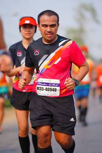 BIB: 195, 40940
                            <button type="button" onclick="openModal(8925732)" class="btn btn-primary btn-sm float-right btn-popup" data-toggle="modal" data-target=".modal-high-quality">
                        <i class="fas fa-shopping-cart"></i> Add to Cart
                    </button>
                                            <button type="button" onclick="isThisMe(8925732, true)" class="btn btn-success btn-sm float-right btn-popup btn-isme hidden" data-toggle="tooltip" data-placement="bottom" title="นี่คือรูปของคุณใช่ไหม คลิกที่นี่เพื่อเอาเข้าอัลบั้ม">
                        <i class="fas fa-plus"></i> Add to album
                    </button>
                    <button type="button" onclick="isThisMe(8925732, false)" class="btn btn-warning btn-sm float-right btn-popup btn-isnotme hidden">
                        <i class="fas fa-ban"></i> Remove from album
                    </button>