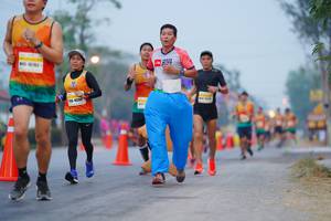 BIB: 200
                            <button type="button" onclick="openModal(8081311)" class="btn btn-primary btn-sm float-right btn-popup" data-toggle="modal" data-target=".modal-high-quality">
                        <i class="fas fa-shopping-cart"></i> Add to Cart
                    </button>
                                            <button type="button" onclick="isThisMe(8081311, true)" class="btn btn-success btn-sm float-right btn-popup btn-isme hidden" data-toggle="tooltip" data-placement="bottom" title="นี่คือรูปของคุณใช่ไหม คลิกที่นี่เพื่อเอาเข้าอัลบั้ม">
                        <i class="fas fa-plus"></i> Add to album
                    </button>
                    <button type="button" onclick="isThisMe(8081311, false)" class="btn btn-warning btn-sm float-right btn-popup btn-isnotme hidden">
                        <i class="fas fa-ban"></i> Remove from album
                    </button>