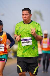 BIB: 42195, 43072, 507
                            <button type="button" onclick="openModal(8928205)" class="btn btn-primary btn-sm float-right btn-popup" data-toggle="modal" data-target=".modal-high-quality">
                        <i class="fas fa-shopping-cart"></i> Add to Cart
                    </button>
                                            <button type="button" onclick="isThisMe(8928205, true)" class="btn btn-success btn-sm float-right btn-popup btn-isme hidden" data-toggle="tooltip" data-placement="bottom" title="นี่คือรูปของคุณใช่ไหม คลิกที่นี่เพื่อเอาเข้าอัลบั้ม">
                        <i class="fas fa-plus"></i> Add to album
                    </button>
                    <button type="button" onclick="isThisMe(8928205, false)" class="btn btn-warning btn-sm float-right btn-popup btn-isnotme hidden">
                        <i class="fas fa-ban"></i> Remove from album
                    </button>