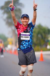 BIB: 12195, 40800
                            <button type="button" onclick="openModal(7779982)" class="btn btn-primary btn-sm float-right btn-popup" data-toggle="modal" data-target=".modal-high-quality">
                        <i class="fas fa-shopping-cart"></i> Add to Cart
                    </button>
                                            <button type="button" onclick="isThisMe(7779982, true)" class="btn btn-success btn-sm float-right btn-popup btn-isme hidden" data-toggle="tooltip" data-placement="bottom" title="นี่คือรูปของคุณใช่ไหม คลิกที่นี่เพื่อเอาเข้าอัลบั้ม">
                        <i class="fas fa-plus"></i> Add to album
                    </button>
                    <button type="button" onclick="isThisMe(7779982, false)" class="btn btn-warning btn-sm float-right btn-popup btn-isnotme hidden">
                        <i class="fas fa-ban"></i> Remove from album
                    </button>