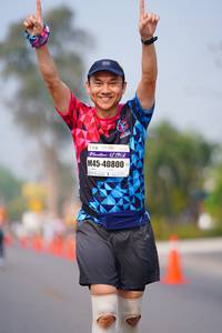 BIB: 42195, 40800
                            <button type="button" onclick="openModal(7780467)" class="btn btn-primary btn-sm float-right btn-popup" data-toggle="modal" data-target=".modal-high-quality">
                        <i class="fas fa-shopping-cart"></i> Add to Cart
                    </button>
                                            <button type="button" onclick="isThisMe(7780467, true)" class="btn btn-success btn-sm float-right btn-popup btn-isme hidden" data-toggle="tooltip" data-placement="bottom" title="นี่คือรูปของคุณใช่ไหม คลิกที่นี่เพื่อเอาเข้าอัลบั้ม">
                        <i class="fas fa-plus"></i> Add to album
                    </button>
                    <button type="button" onclick="isThisMe(7780467, false)" class="btn btn-warning btn-sm float-right btn-popup btn-isnotme hidden">
                        <i class="fas fa-ban"></i> Remove from album
                    </button>