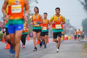 BIB: 1043, 6953
                            <button type="button" onclick="openModal(8639443)" class="btn btn-primary btn-sm float-right btn-popup" data-toggle="modal" data-target=".modal-high-quality">
                        <i class="fas fa-shopping-cart"></i> Add to Cart
                    </button>
                                            <button type="button" onclick="isThisMe(8639443, true)" class="btn btn-success btn-sm float-right btn-popup btn-isme hidden" data-toggle="tooltip" data-placement="bottom" title="นี่คือรูปของคุณใช่ไหม คลิกที่นี่เพื่อเอาเข้าอัลบั้ม">
                        <i class="fas fa-plus"></i> Add to album
                    </button>
                    <button type="button" onclick="isThisMe(8639443, false)" class="btn btn-warning btn-sm float-right btn-popup btn-isnotme hidden">
                        <i class="fas fa-ban"></i> Remove from album
                    </button>