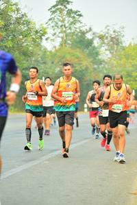 BIB: 2101
                            <button type="button" onclick="openModal(10257395)" class="btn btn-primary btn-sm float-right btn-popup" data-toggle="modal" data-target=".modal-high-quality">
                        <i class="fas fa-shopping-cart"></i> Add to Cart
                    </button>
                                            <button type="button" onclick="isThisMe(10257395, true)" class="btn btn-success btn-sm float-right btn-popup btn-isme hidden" data-toggle="tooltip" data-placement="bottom" title="นี่คือรูปของคุณใช่ไหม คลิกที่นี่เพื่อเอาเข้าอัลบั้ม">
                        <i class="fas fa-plus"></i> Add to album
                    </button>
                    <button type="button" onclick="isThisMe(10257395, false)" class="btn btn-warning btn-sm float-right btn-popup btn-isnotme hidden">
                        <i class="fas fa-ban"></i> Remove from album
                    </button>