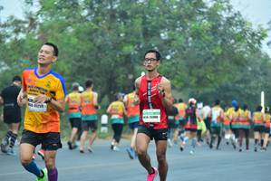 BIB: 41239, 26000
                            <button type="button" onclick="openModal(9928691)" class="btn btn-primary btn-sm float-right btn-popup" data-toggle="modal" data-target=".modal-high-quality">
                        <i class="fas fa-shopping-cart"></i> Add to Cart
                    </button>
                                            <button type="button" onclick="isThisMe(9928691, true)" class="btn btn-success btn-sm float-right btn-popup btn-isme hidden" data-toggle="tooltip" data-placement="bottom" title="นี่คือรูปของคุณใช่ไหม คลิกที่นี่เพื่อเอาเข้าอัลบั้ม">
                        <i class="fas fa-plus"></i> Add to album
                    </button>
                    <button type="button" onclick="isThisMe(9928691, false)" class="btn btn-warning btn-sm float-right btn-popup btn-isnotme hidden">
                        <i class="fas fa-ban"></i> Remove from album
                    </button>